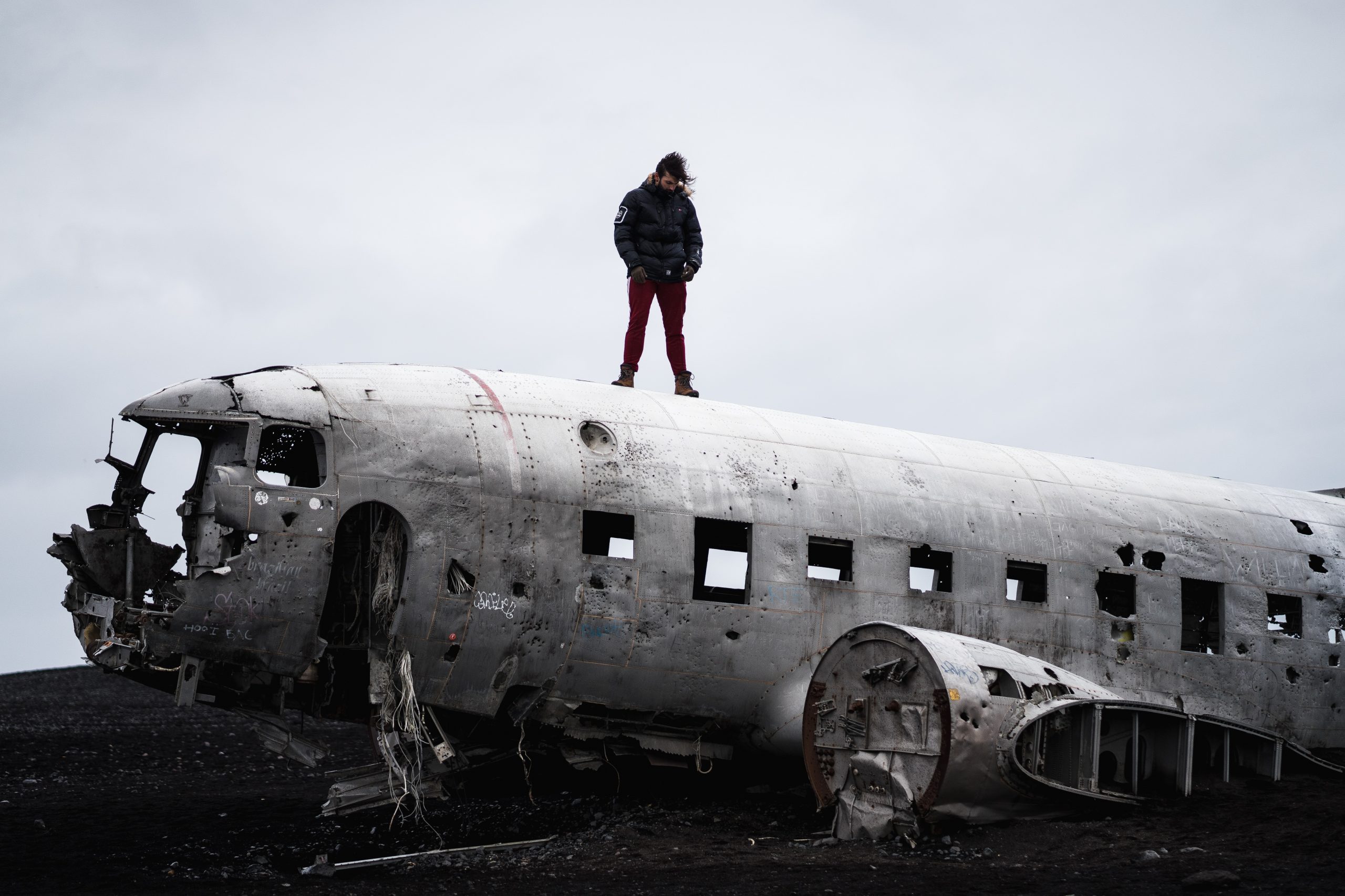 Ошибка выжившего. Эффект выжившего самолет. Ошибка в самолете. Ошибка выжившего фото самолета.